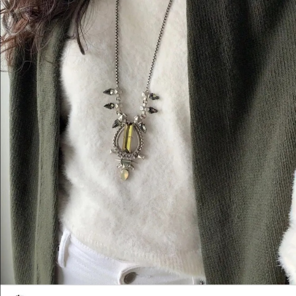 Stella& Dot Eclipse Necklace